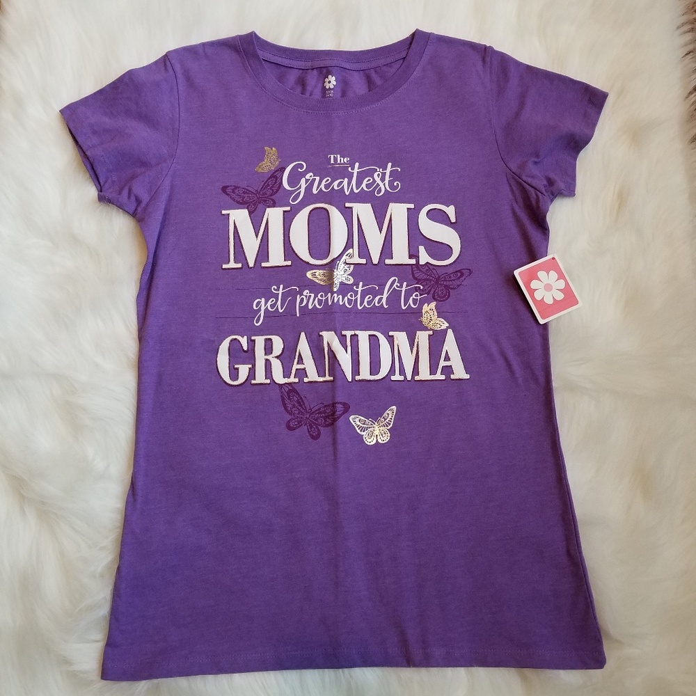 NWT Mother's Day Grandma Short Sleeve Purple Top